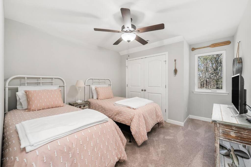 Beautiful Home With Lake And Marina Access, Firepit, Golf Cart Included Estill Springs Exterior photo